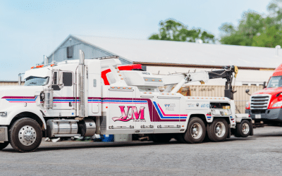Tow Truck Service vs. Roadside Assistance: The Difference